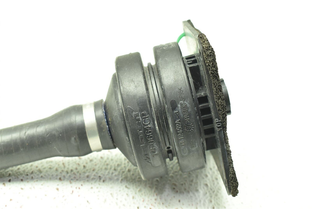 McLaren 570s Air Valve with Tube 14F0664CP