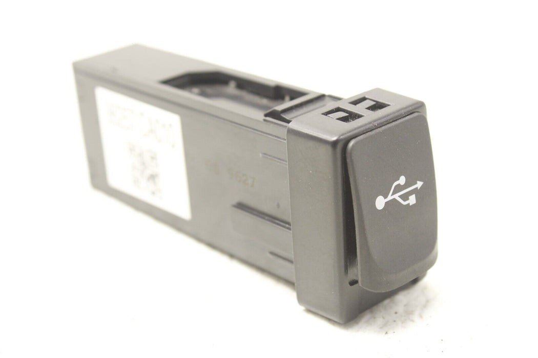 2018 Subaru BRZ USB Plug Outlet 86257CA010 17-20