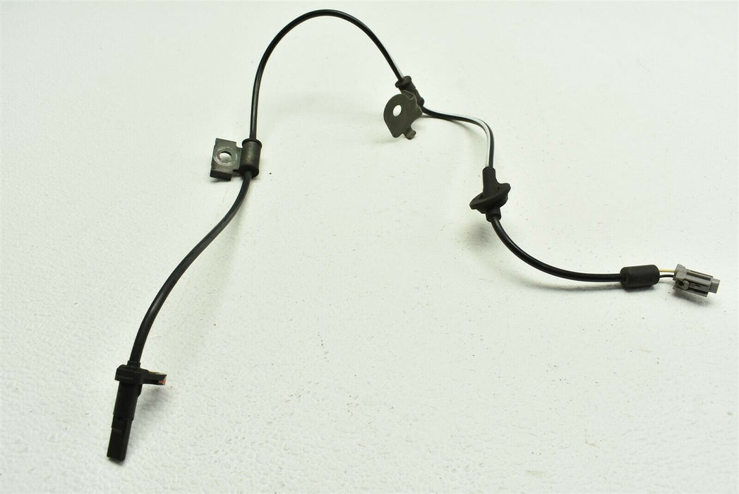 2005-2007 Subaru Legacy Outback XT Front Right ABS Speed Sensor OEM 05-07