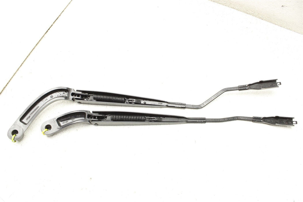 2015-2020 Ford Mustang GT 5.0 Left And Right Wiper Arm Pair Set OEM 15-20