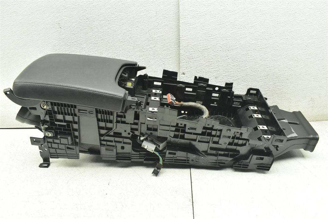 2010-2015 Jaguar XJ Center Console Arm Rest 10-15