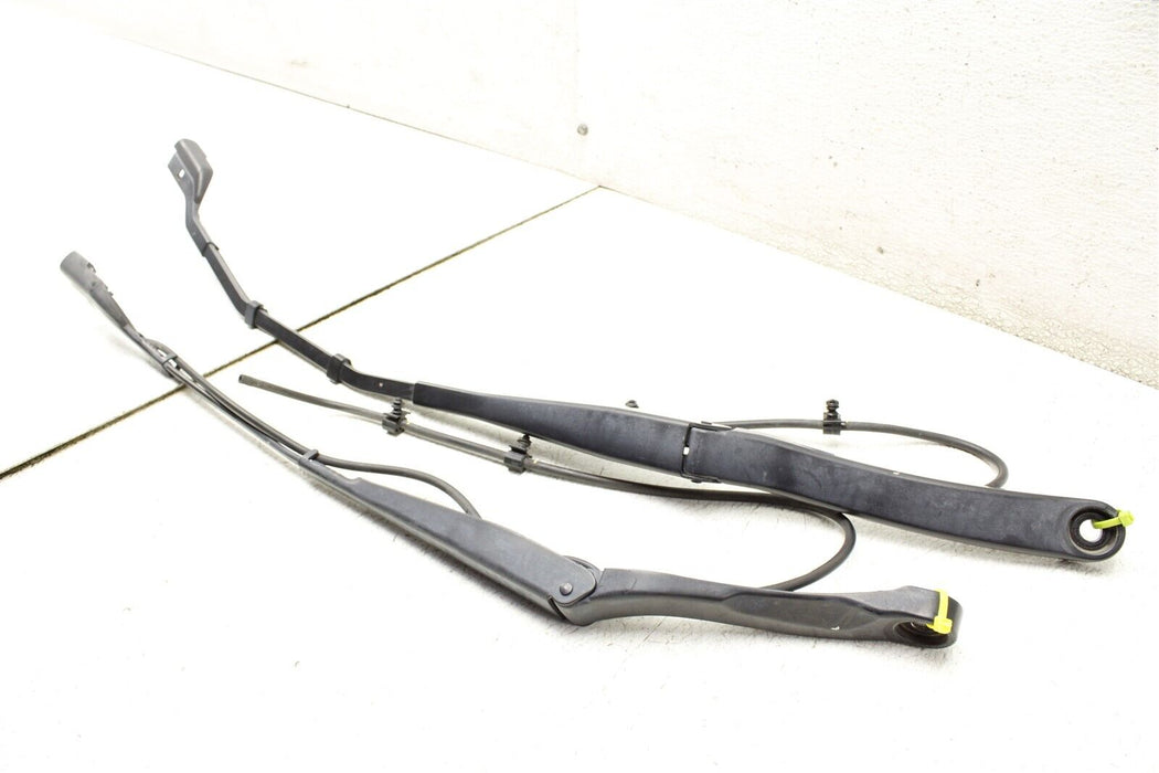 2017-2021 Tesla Model 3 Wiper Arm Set Windshield Wipers 17-21