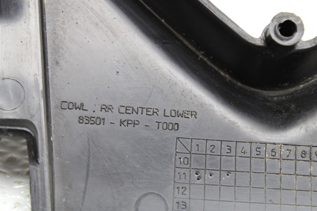 2011-2013 HONDA CBR250 Rear Center Lower Cowl 83501-FPP-T000 OEM 11-13