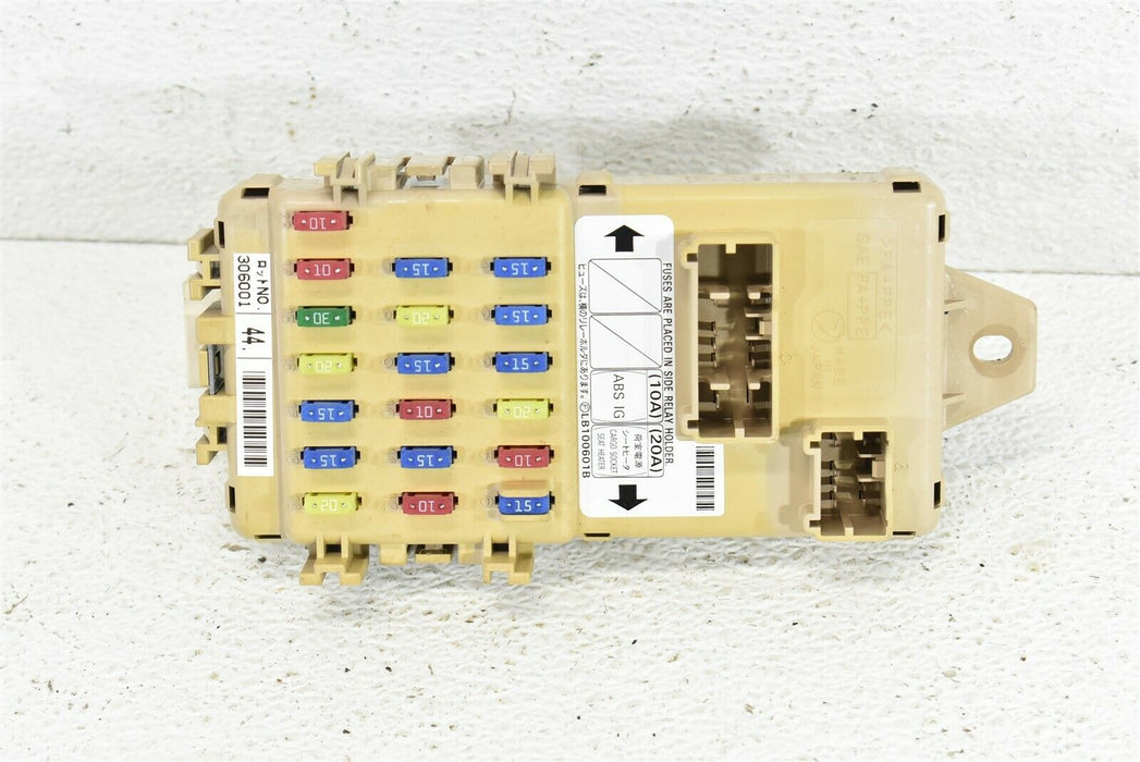 2002-2004 Subaru Impreza WRX Dash Fuse Box Relay Panel OEM 02-04