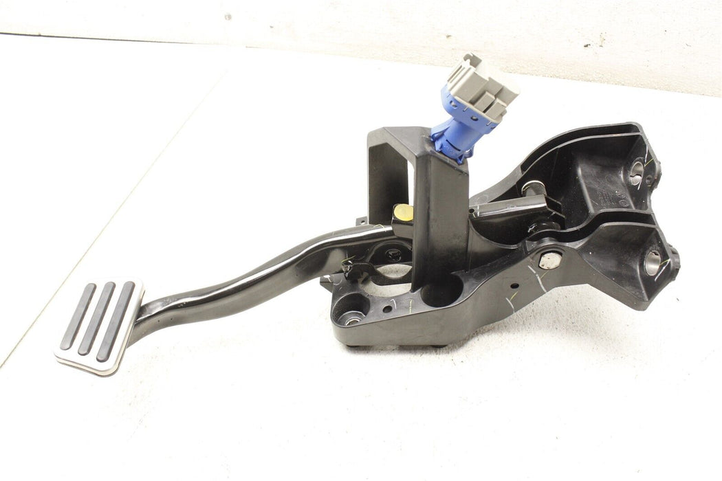 2015-2017 Ford Mustang GT Automatic Brake Pedal Assembly Factory OEM 15-17