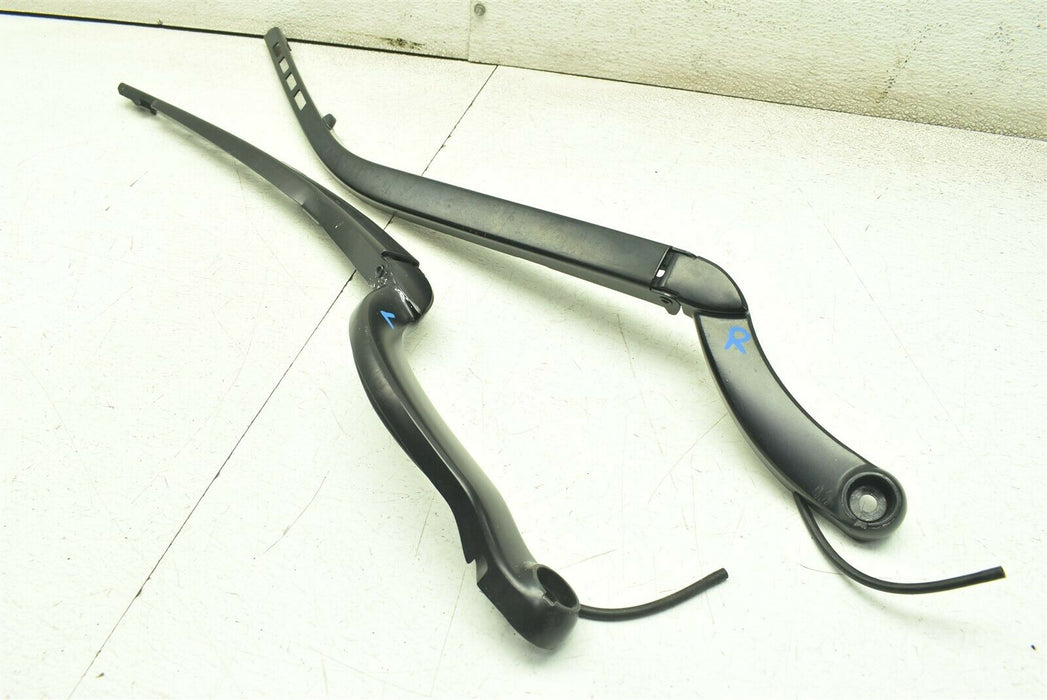 2010-2015 Jaguar XJ Wiper Arm Set Arms 10-15