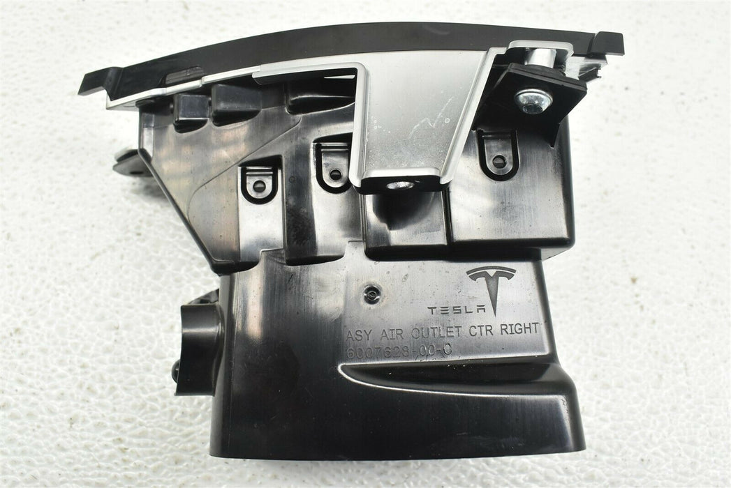 2012-2019 Tesla Model S Center Right Vent RH Passenger 12-19