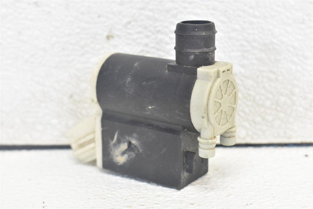 2012-2017 Hyundai Veloster Washer Reservoir Pump Motor 12-17