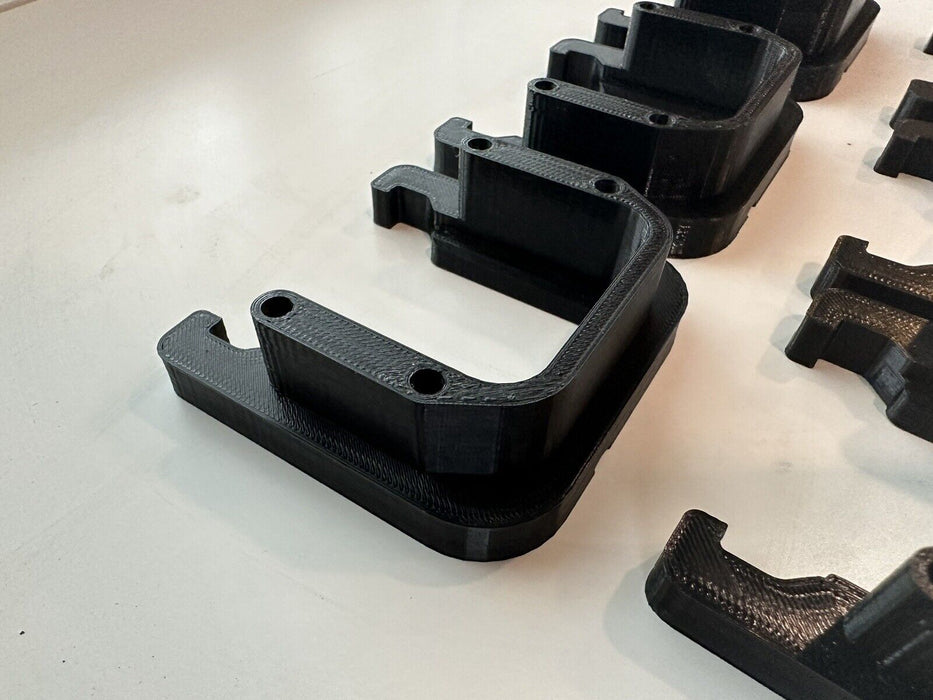 6 Pack 3D Printed Battery Holder Made For Milwaukee M18 Batteries  Black