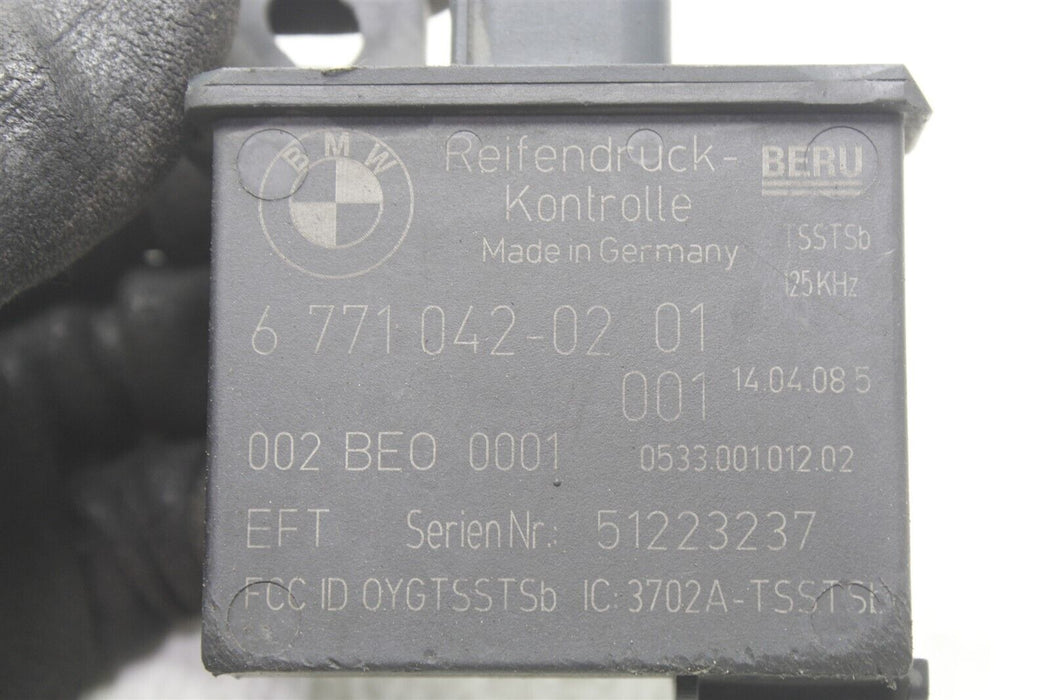 2008-2013 BMW M3 E92 Tire Sensor Monitoring Module 6771042