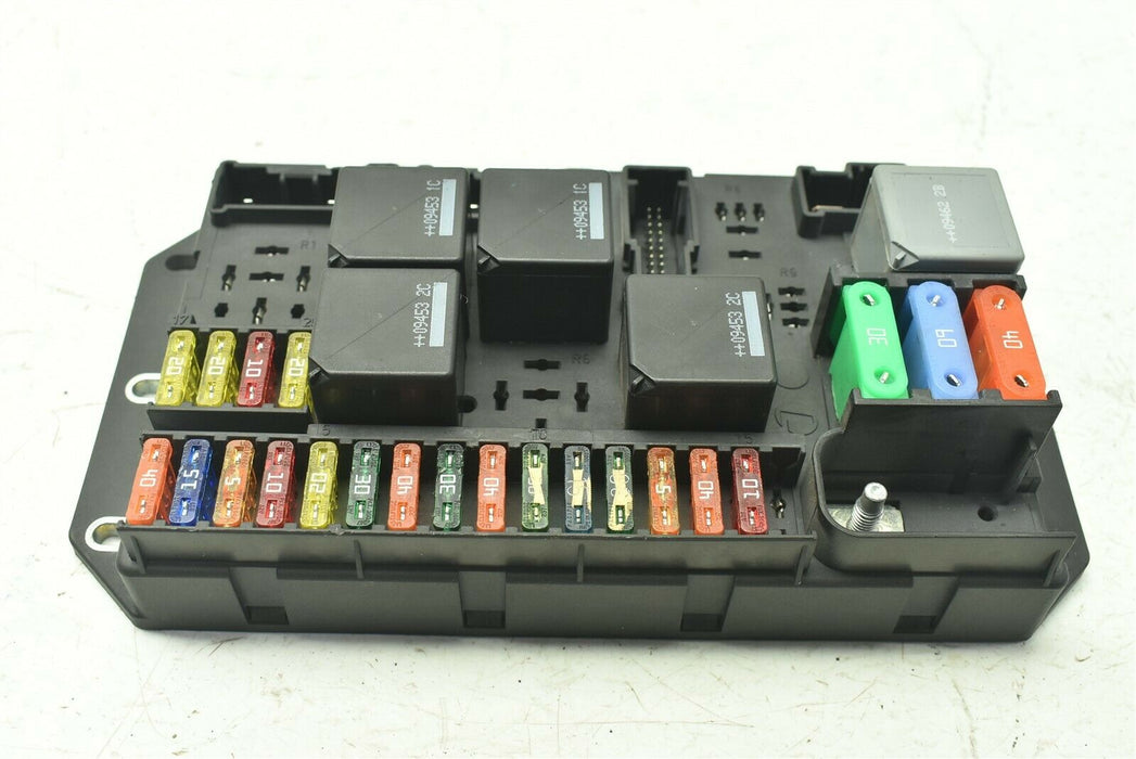 2010-2015 Jaguar XJ Fuse Box Assembly 10-15