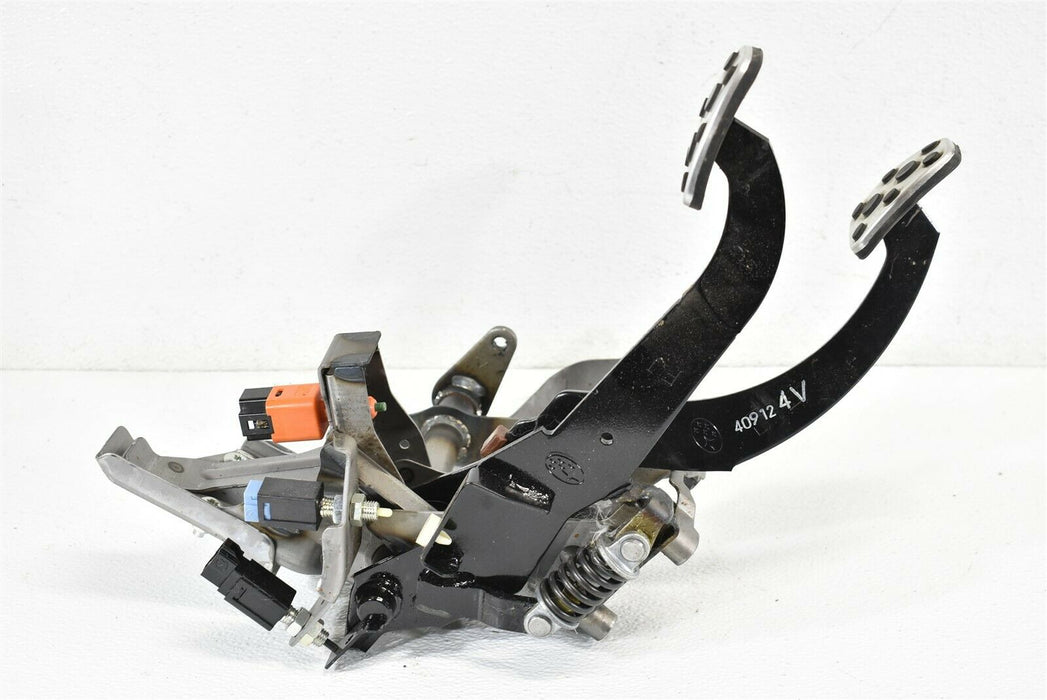 2015-2019 Subaru WRX STI Brake & Clutch Pedal Assembly MT OEM 15-19