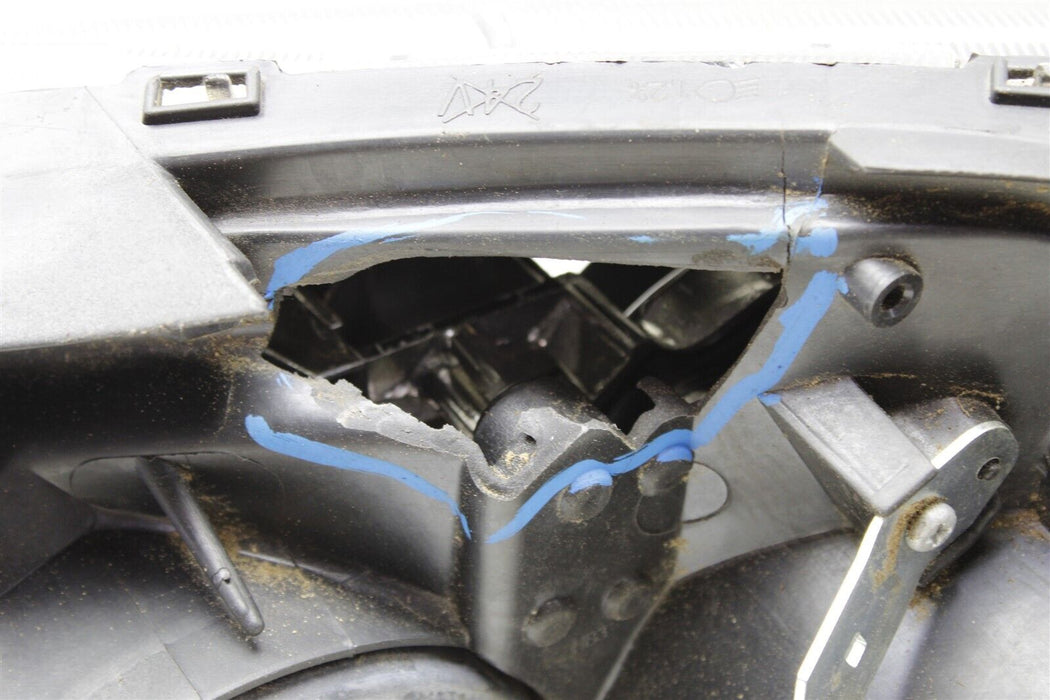2009 Subaru Impreza WRX Damaged Headlight Broken Right Passenger RH 08-14