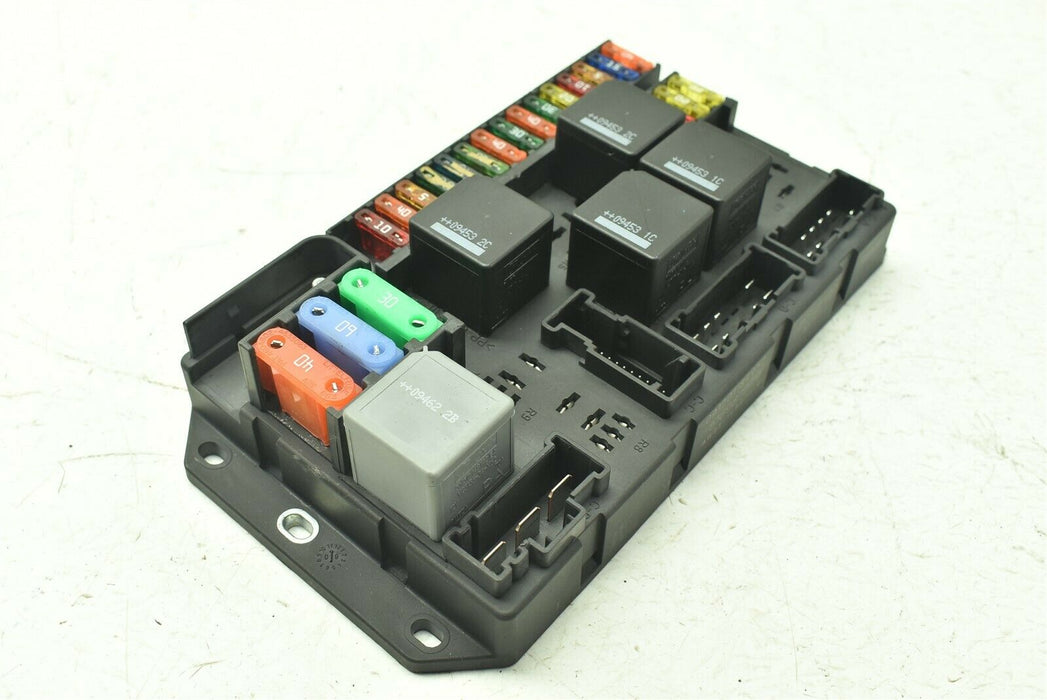 2010-2015 Jaguar XJ Fuse Box Assembly 10-15