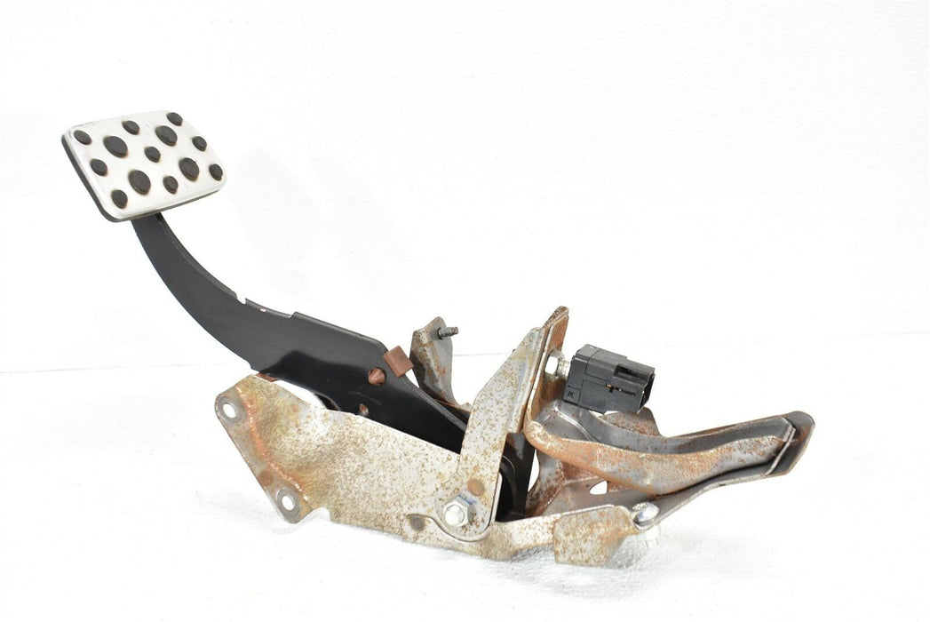 2009-2013 Subaru Forester XT Brake Pedal Assembly Automatic OEM 09-13