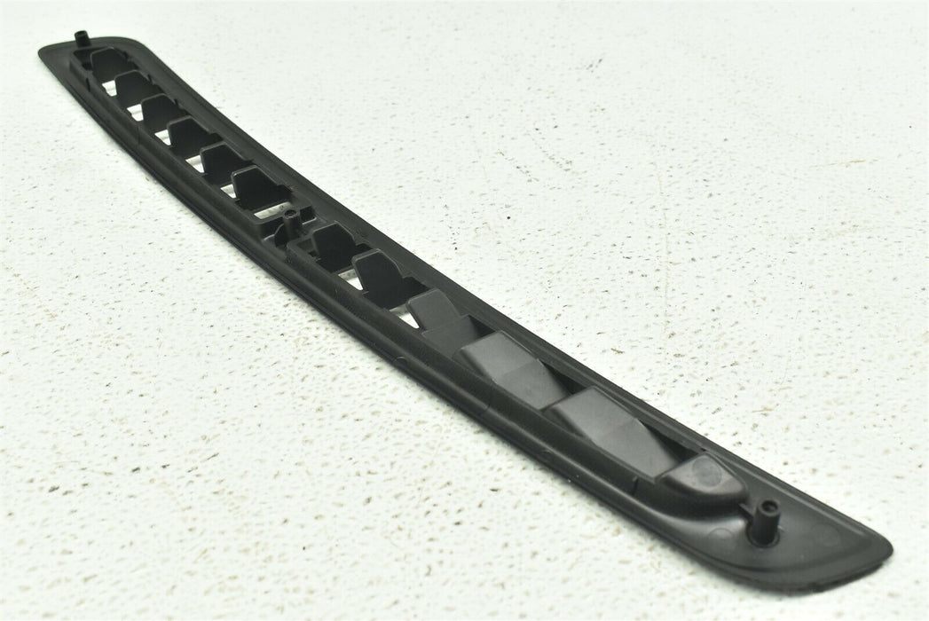 2012-2016 Tesla Model S Dash Center Defrost Grille 1023273-00-B OEM 12-16