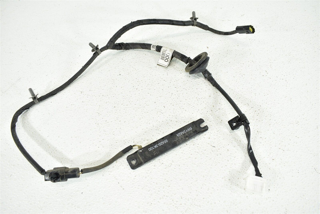 2009-2012 Hyundai Genesis Coupe Keyless Entry Antenna Unit 954203K100 OEM 09-12