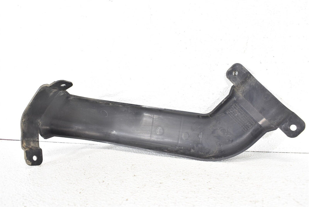 2013-2017 Hyundai Veloster Turbo Fuel Filler Neck Cover13-17