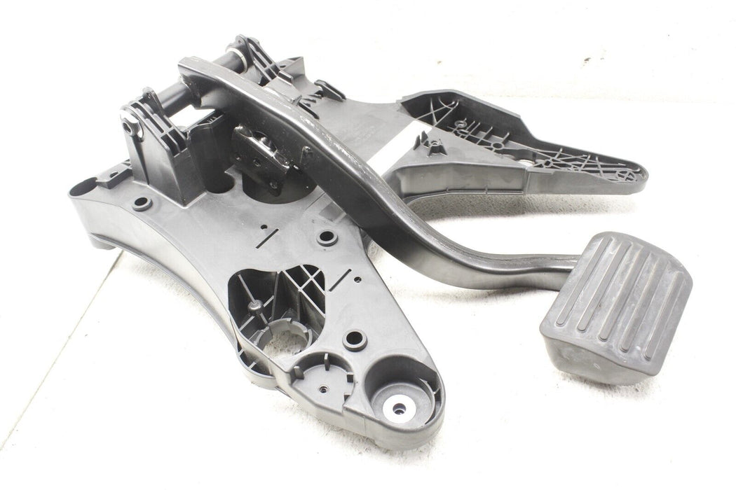 2014 Porsche Cayenne Brake Pedal Assembly 7P0.723.031AP Factory OEM 11-18
